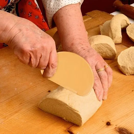 corne-pattisserie-couper-patte-flexiscrape