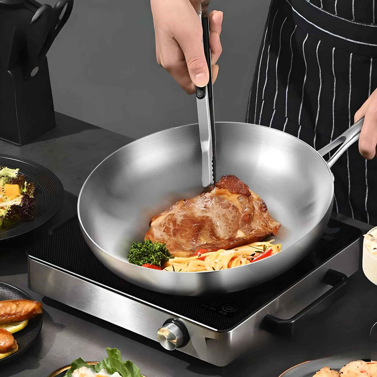 POELE INOX | POLYVALENTE 28CM | PERFCLAD™