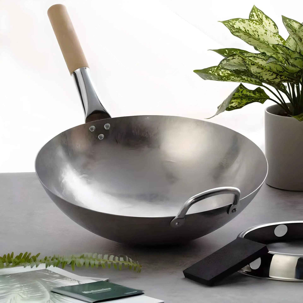 Wok Traditionnel Fait À La Main  |  TAKUMI™